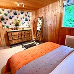 Chalet Treeside Woodhouse *