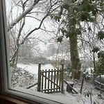 Treeside Woodhouse Chalet *