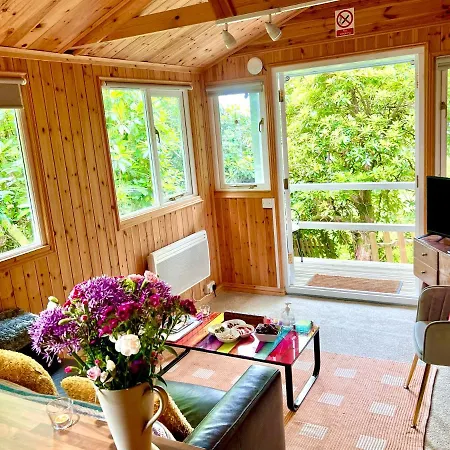 Treeside Woodhouse