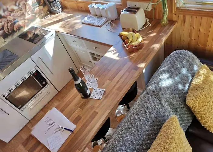 Chalé Treeside Woodhouse